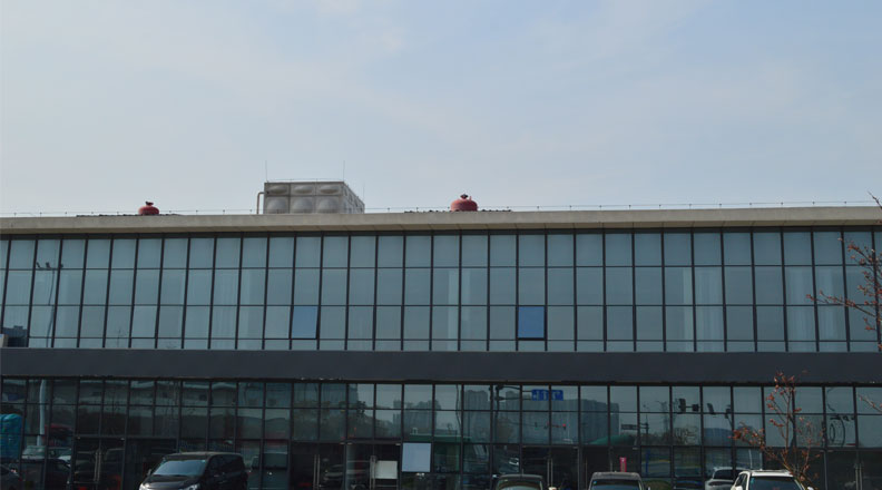 Զ������